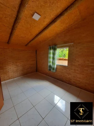 Imagem Chácara 1000m² Totalmente Aproveitável - Ótima Localização - PERMUTA 450mil