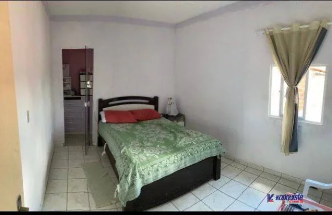 Imagem VENDO CASA DE 3/4 SENDO UMA SUITE NA CONCEIÇÃO