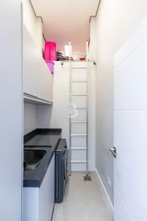 Imagem Sobrado Triplex à Venda – Alto Padrão e Sustentabilidade a Uma Quadra do Parque Atuba