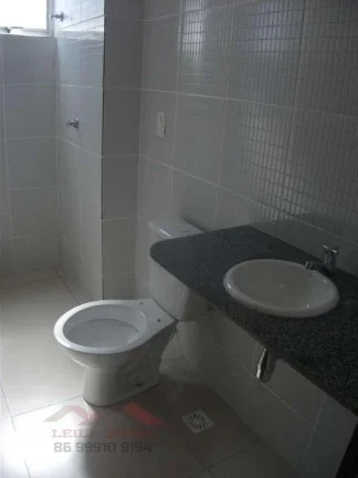 Imagem Apartamento 3 dormitórios para Venda em Teresina, Planalto Ininga, 3 dormitórios, 1 suíte, 2 banheiros, 1 vaga
