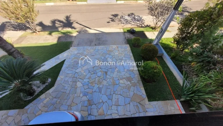 Imagem Se você busca qualidade de vida e conforto, este é o lugar ideal para você e sua família! Em um ...