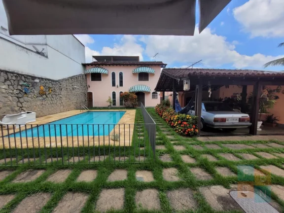 Imagem Casa para Locação em Rio de Janeiro / RJ no bairro Pechincha