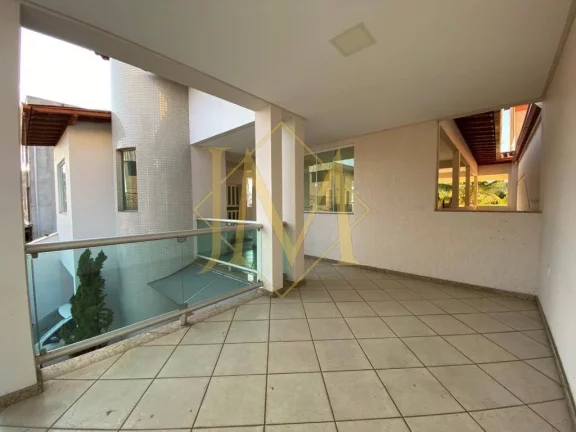 Imagem Casa com 340m² de construção, área gourmet, Caladinho de Baixo