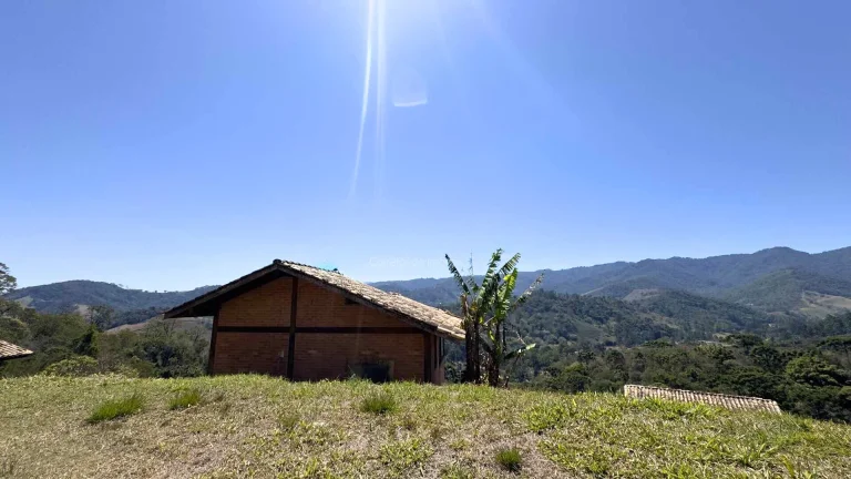 Imagem Exclusividade e Potencial Hoteleiro em Santo Antônio do Pinhal: 83.000 m² com Acesso 100% Asfaltado