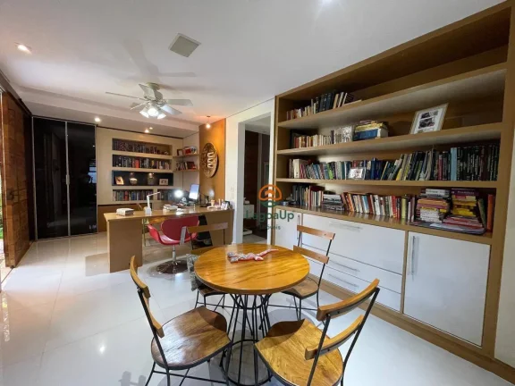 Imagem Casa com 3 dormitórios à venda, 261 m² por R$ 1.690.000,00 - Praia Angélica - Lagoa Santa/MG