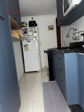 Imagem Oportunidade! Apartamento Reformado - 2 Dorms - 48m² - Horto do Ypê.