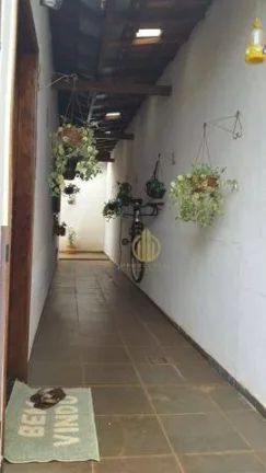 Imagem Casa com 3 dormitórios sendo 3 suítes à venda, Jardim Eugênio Mendes Lopes, Ribeirão Preto.