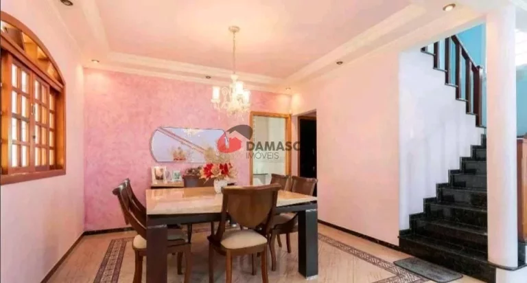Imagem Sobrado à venda 3 Quartos, 1 Suite, 3 Vagas, 253M², Vila Alpina, São Paulo - SP