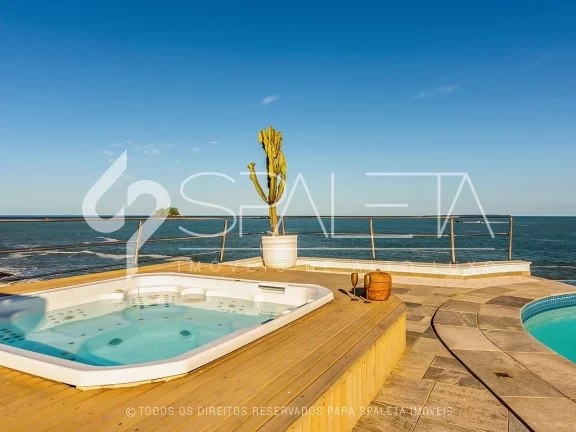 Imagem Belíssima mansão mobiliada com 10 suítes e vista para o mar à venda na Praia do Pernambuco no Guarujá