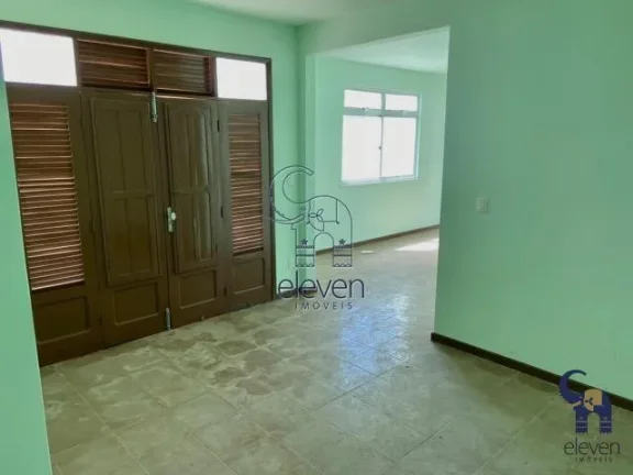 Imagem Casa para Venda em Salvador, Piatã, 8 dormitórios, 4 banheiros, 4 vagas
