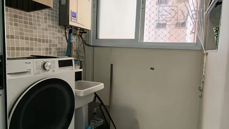 Imagem Apartamento à venda em Jundiaí-SP, Vila Lacerda: 2 quartos, 1 suíte, sala, 2 banheiros, 1 vaga, 52m²!