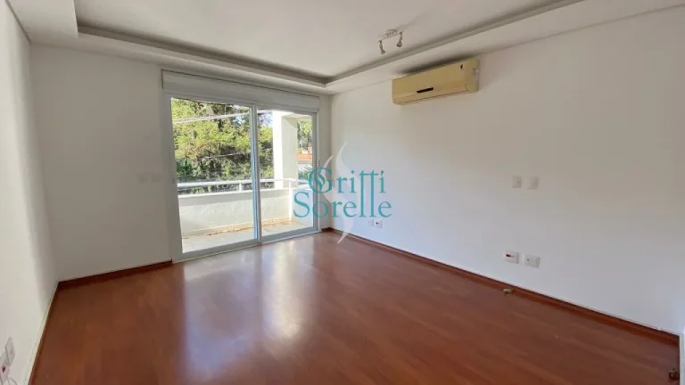 Imagem Casas de Condomínio à Venda em Alto da Boa Vista - São Paulo/SP.