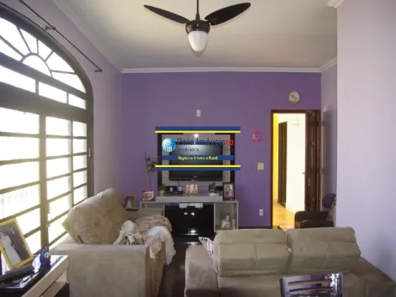 Imagem Casa bairro Campos Eliseos vende, R$ 450.000 com 3 dormitórios (1 suíte), 2 vagas, piscina - Ribeirão Preto - SP