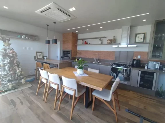Imagem Casa em Condomínio para Venda em Cuiabá / MT no bairro Jardim Imperial