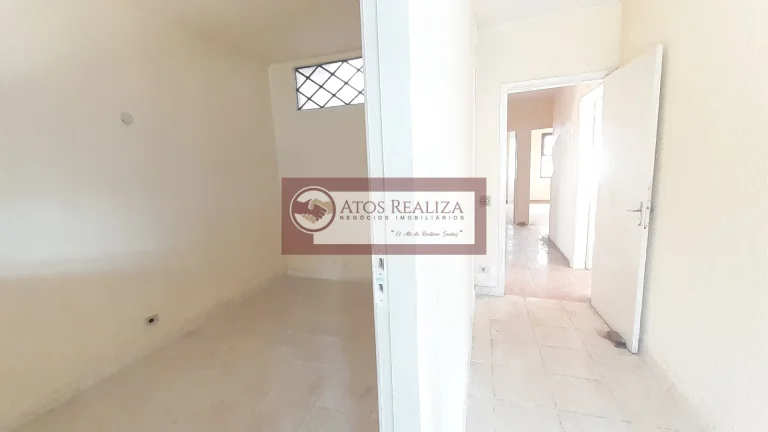 Imagem Casa térrea com edícula em Jardim dos Lagos - São Paulo