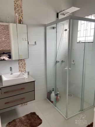 Imagem Casa com 3 dormitórios no bairro Ingleses