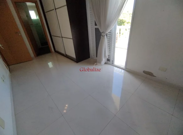 Imagem Triplex com 4 suítes, churrasqueira e piscina no bairro do Embaré em Santos por R$1.600.000,00