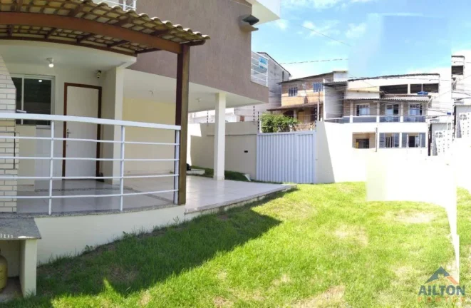 Imagem Casa Duplex à Venda 3 Quartos com Suíte, Amplo Quintal com Churrasqueira - Ipiranga - Guarapari/ES