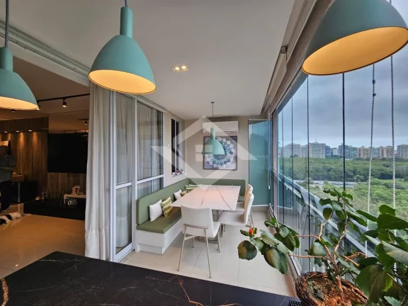 Imagem Apartamento Majestic Elegante – 4 suítes, 166m², Sol Poente, Vista Livre
