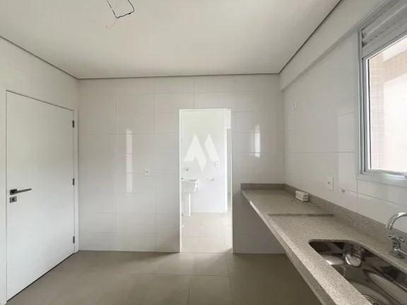 Imagem Apartamento Alto Padrão à venda com 3 suítes e Vista para o mar no bairro José Menino em Santos/SP