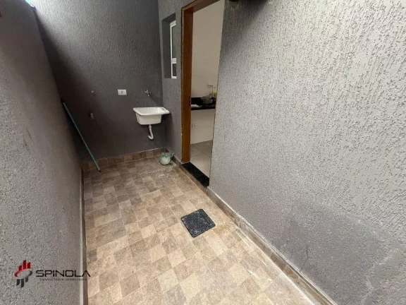 Imagem Sobrado com 2 dormitórios à venda, 51 m² por R$ 300.000,00 - Maracanã - Praia Grande/SP