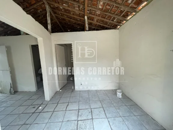 Imagem 3 CASAS PRONTAS COM 2 QUARTOS, 1 WC, COZINHA, SALAS E QUINTAL