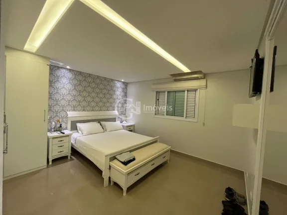 Imagem Linda casa com 3 suítes e sala de cinema