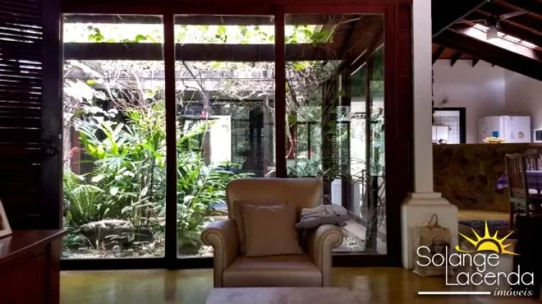 Imagem Casa Térrea - 3 Dormitórios ( Suite) - Condomínio Fechado - 100 Metros da Praia
