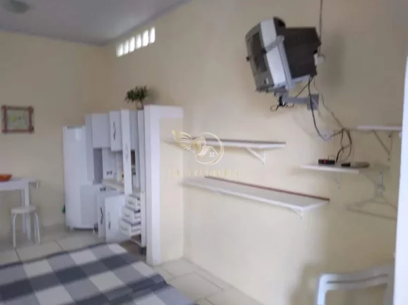 Imagem CASA COMERCIAL Á 300 METROS DA AV. IPEROIG NO CENTRO DE UBATUBA-SP