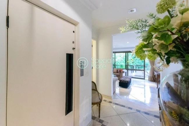 Imagem Lindo apartamento de alto padrão, com ambientes bem planejados, com uma excelente localização em ...