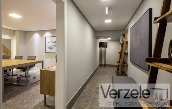 Imagem Apartamento 4 ou + dormitórios para Venda em Balneário Camboriú / SC no bairro Centro
