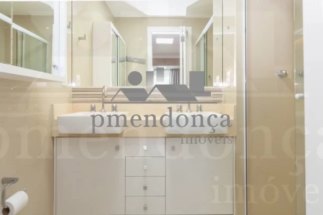 Imagem Apartamento na Vila Romana mobiliado com 3 suítes e 3 vagas, 172 m².