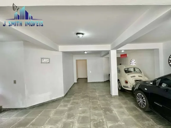 Imagem Casa 4 suítes, salão, escritório, adega, 7vagas (4 cobertas).Granja Vianna.