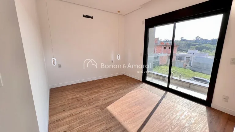 Imagem Linda e moderna casa à venda no Residencial Mont'Alcino. Recém construída. Ambientes amplos, arej...