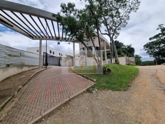 Imagem Casa Nova próximo ao Centro de Embú das Artes, 3 quartos, suíte, 2 vagas!!!