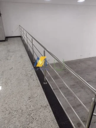 Imagem Galpão para Alugar com 300m² e 5 vagas!!!