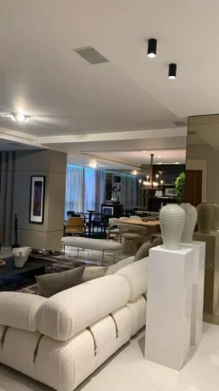 Imagem Apartamento 3 dormitórios para Venda em Balneário Camboriú / SC no bairro Centro