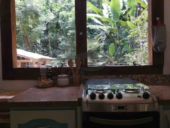 Imagem Casa no sertão da Barra do Una no meio da mata