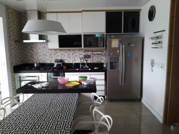 Imagem Cobertura Duplex à Venda no bairro Indaiá em Caraguatatuba