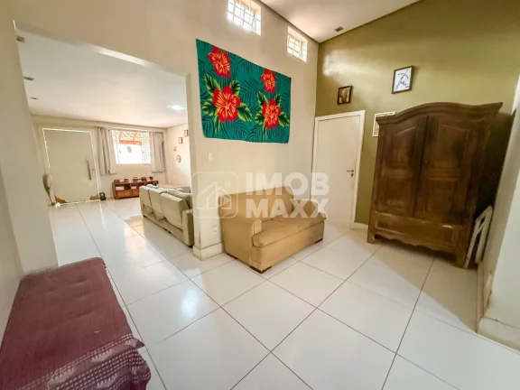 Imagem Casa à Venda na Asa Sul, Brasília, 4 Quartos, 150m², R$1.100.000