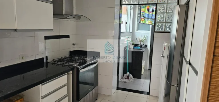 Imagem Apartamento de luxo à venda na Barra da Tijuca, Rio de Janeiro - 4 quartos, 2 suítes, 2 salas, 4 banheiros, 3 vagas de garagem - 304m².