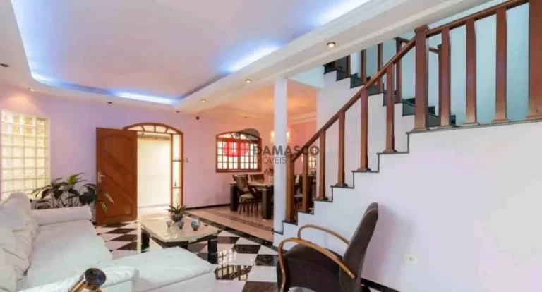Imagem Sobrado à venda 3 Quartos, 1 Suite, 3 Vagas, 253M², Vila Alpina, São Paulo - SP