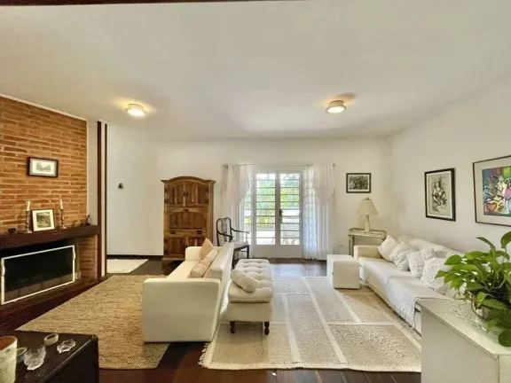 Imagem Cond Vila Real M. Velho - 100% TÉRREA! 3d/1ste + ap. hóspedes, em 6.370 m²!
