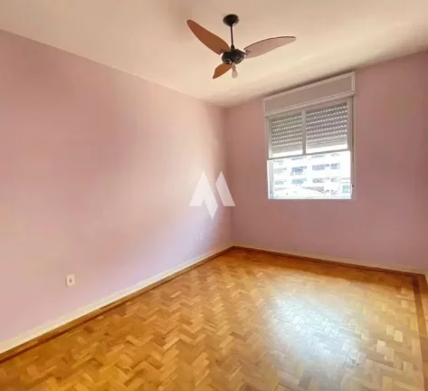 Imagem Apartamento Amplo e Reformado- pronto para morar - 03 Quartos na AV.: Ana Costa próximo a Rua Carvalho de Mendonça