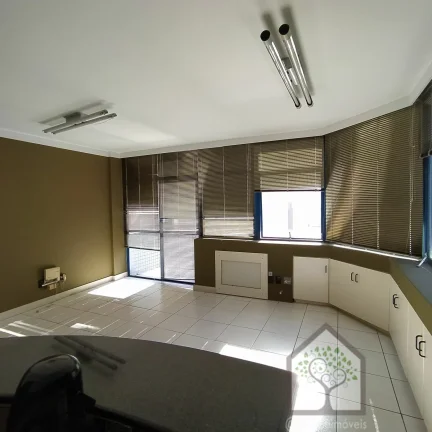 Imagem Sala comercial à venda no bairro Centro - Florianópolis/SC