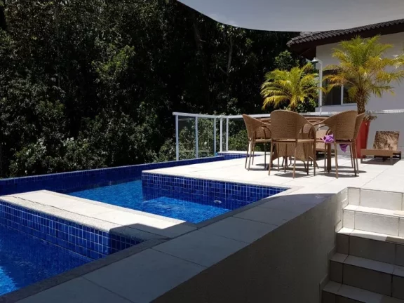 Imagem A 5ª Avenida Imóveis selecionou essa charmosa casa em Alphaville Salvador I, 4 suítes com 596m² de área construída: por R$4.990.000,00
