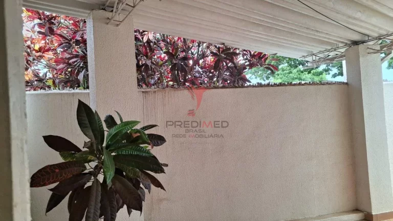 Imagem Vendo Casa de Esquina no Jardim Algodoal em Piracicaba