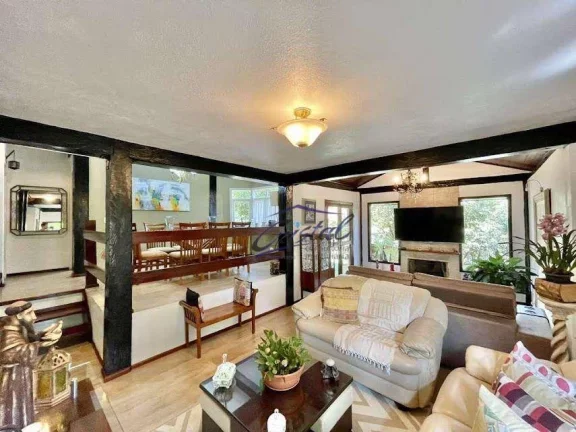 Imagem Casa com 3 quartos (1 suíte) à venda, 183 m² por R$ 1.280.000 - Fazendinha - Granja Viana - SP