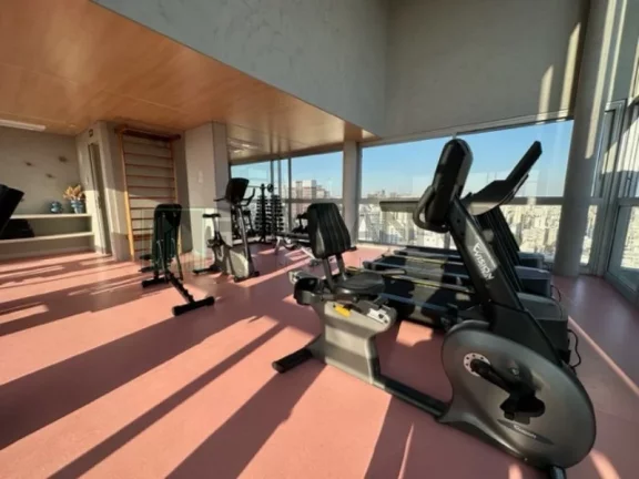 Imagem Loft de Luxo no Jardim Paulista: 1 Quarto, 1 Suíte, 3 Salas, 2 Banheiros, 1 Vaga de Garagem, 80m² - Venda ou Locação em SP.