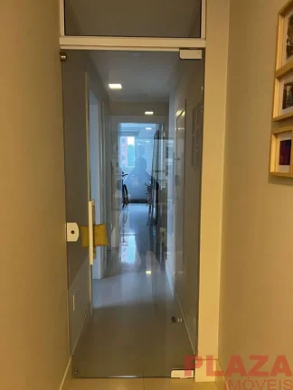 Imagem Apartamento Mobiliado com Vista Mar – 3 Suítes | 2 Vagas | Centro de Itapema
